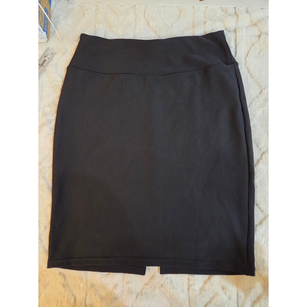 Maze Collection Black Pencil Skirt Petite Med PM Knee Length Back Slit Stretch